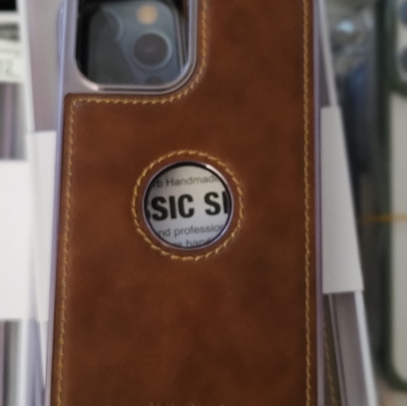 IPhone 12pro maxx case - Picture 3 of 5